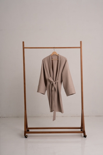 gray kimono.jpg