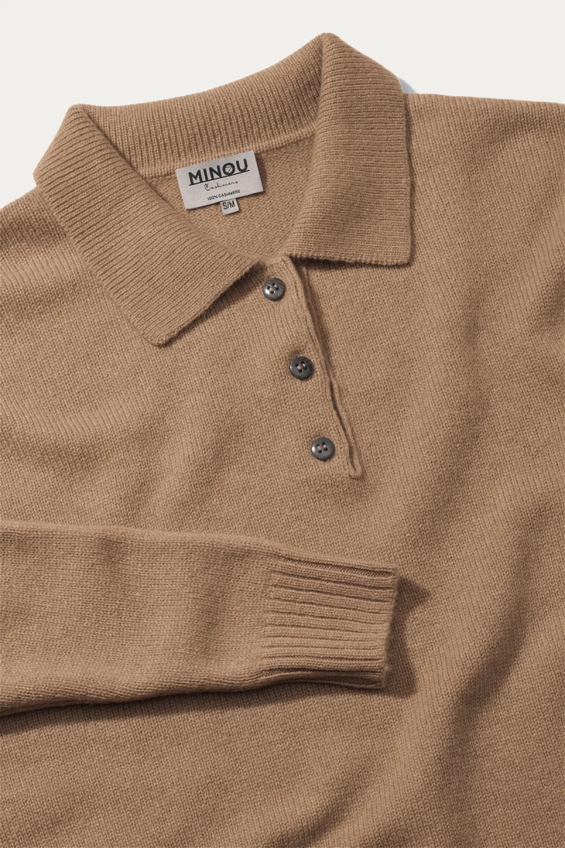 MINOU_kaszmirowe_polo_camel_2.webp